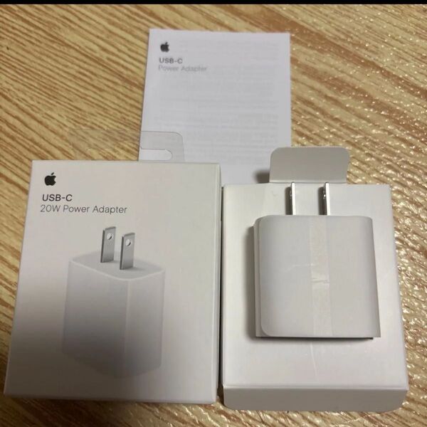 1個 新品未使用 箱付き アップル 純正 Apple USB-C 電源 A2305 20W PD ACアダプタ 充電器