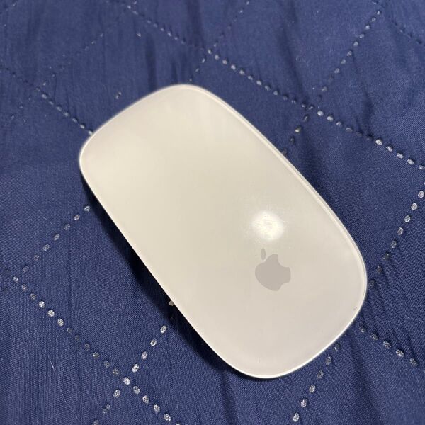 美品 Apple Magic Mouse 2 ホワイト 純正品 A1657 中古 アップル ワイヤレスマウス マジックマウス
