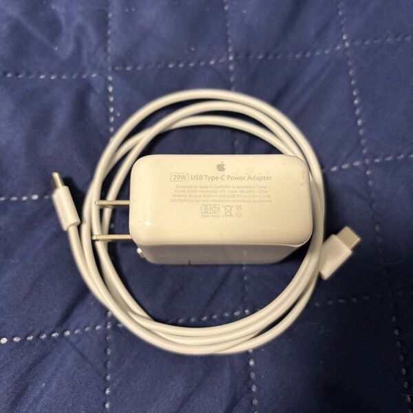 ⑤ Apple 純正 29W USB-C 電源アダプタ usbcケーブル付
