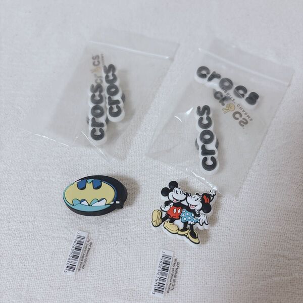 クロックス crocs ミッキー バッドマン ジビッツ
