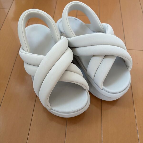 Nike WMNS Air Max Isla Sandal ナイキ サンダル エアマックスアイラ