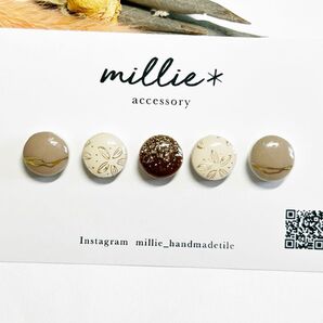 花 ベージュ 上品 花柄 ピアス イヤリング タイル レトロ プレゼント カフェ まとめ売り タイルピアス