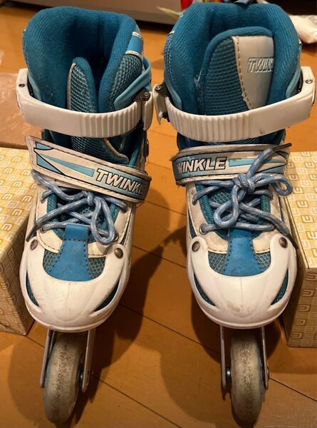TWINKLE インラインスケート ローラースケート 青 水色 キッズ20〜23センチ調節可