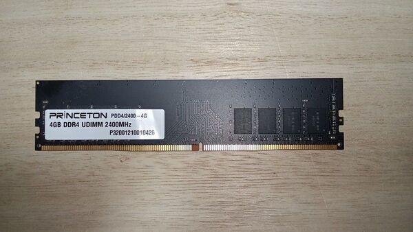 DDR4 4GB◆DDR4-2400/PC4-19200◆PRINCETON◆中古