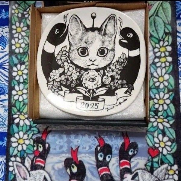 ヒグチユウコ ボリス雑貨店 イヤープレート 2025年 ノベルティ 非売品 新品 九谷焼 おまけショッパー お皿 絵皿 飾り皿