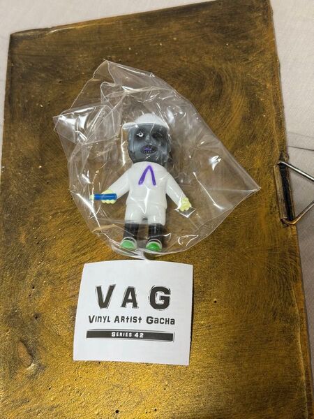 VAG42 とろみ君 ソフビ ガチャ フィギュア 佐田 バッドボーイズ新品