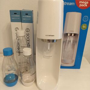 SodaStream ソーダストリーム スピリット ボトル3本 空ガス2本 スターターキット ホワイト
