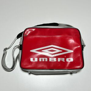 UMBRO ショルダーバッグ エナメル レッド シルバー