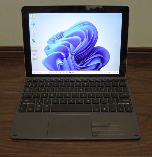 Microsoft Surface Go 1.60GHz 128GB メモリ8GB Office キーボード usb c アダプタ