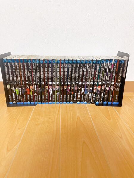 ワールドトリガー 1~28巻+データブック 全巻セット