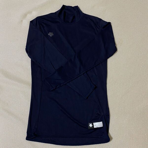 DESCENTE ハイネック長袖アンダーシャツ
