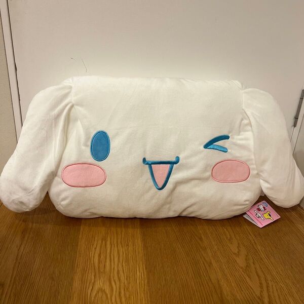 ウインクかどまるクッション シナモロール