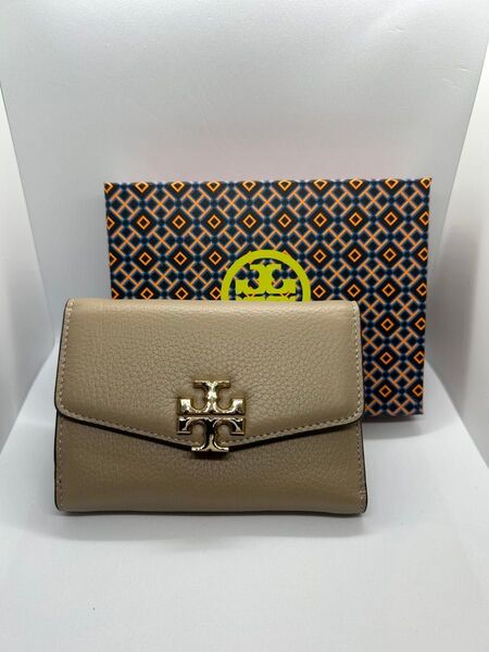新品 TORY BURCH トリーバーチ 財布 三つ折り ウォレット コンパクト ミニ ベージュ