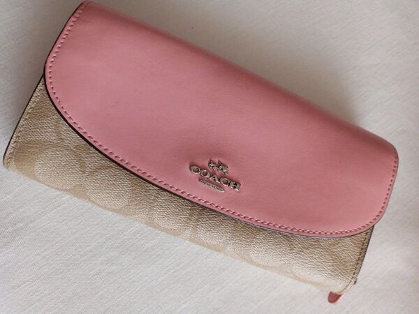 COACH 長財布 ピンク ベージュ シグネチャー