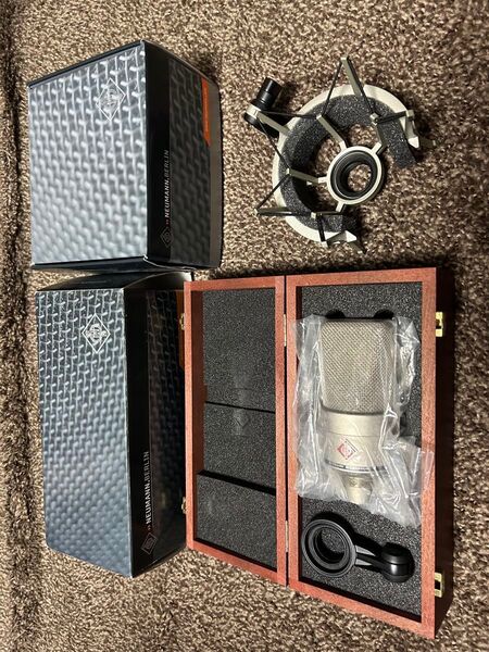 NEUMANNノイマン コンデンサーマイクTLM103&ショックマウントEA4のセット 美品