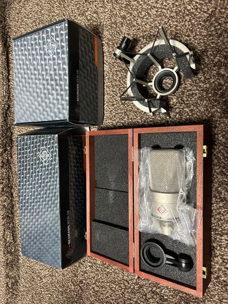 NEUMANNノイマン コンデンサーマイクTLM103&ショックマウントEA4のセット 美品