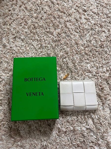 BOTTEGA VENETA 折りたたみ財布 ミニウォレット 白
