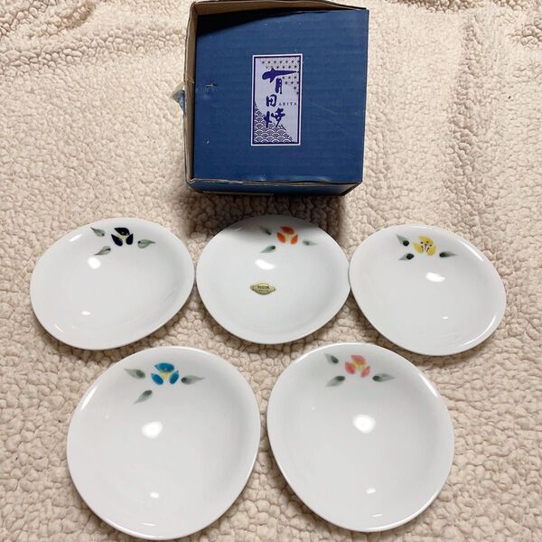 【新品】有田焼 小皿揃 椿 三つ足小鉢 三足小皿