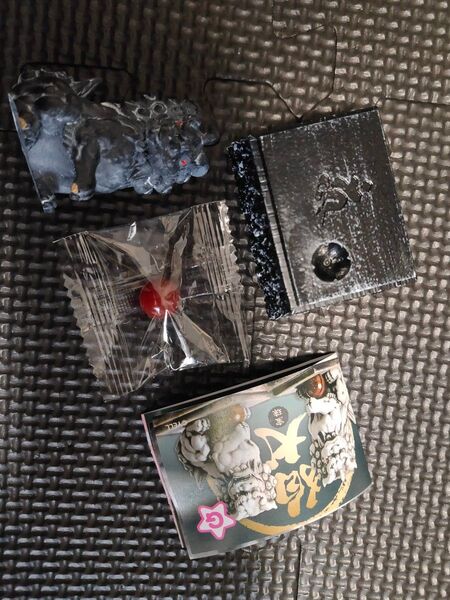 難アリ 狛犬 宝珠 レッドアゲート JUNK