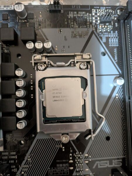 Intel Core i7-8700 + asus h370Aマザーボード