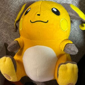 ライチュウのぬいぐるみです。