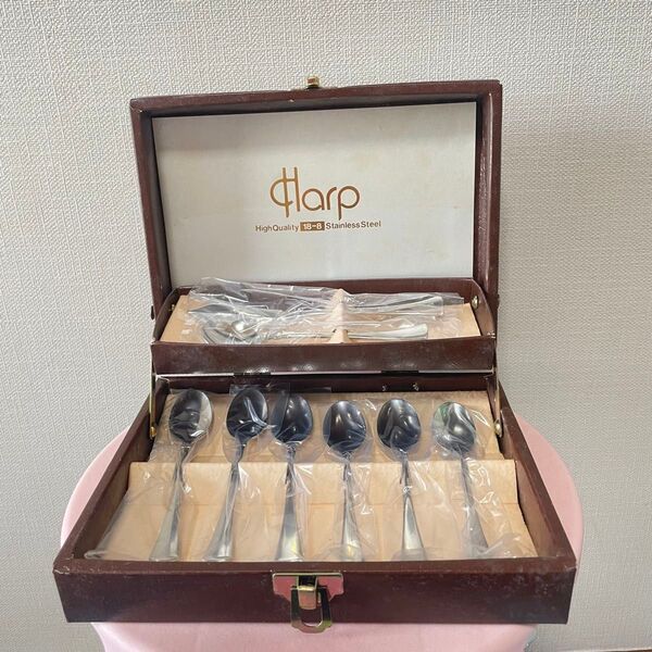Harp ティースプーン 6本、デザートスプーン1本、バターナイフ1本のセット