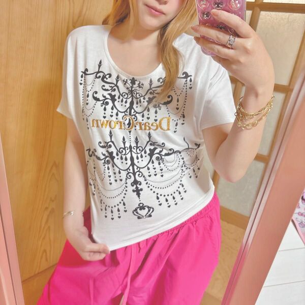 シャンデリア☆Tシャツ☆金ロゴ