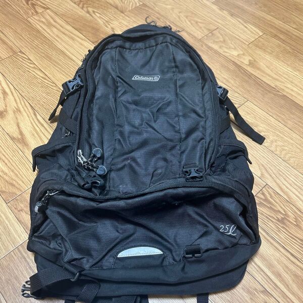 Coleman ブラック バックパック 25L