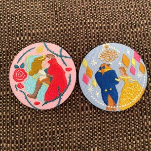 ディズニー 刺繍缶バッジ 2種
