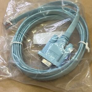 シスコ serialケーブル