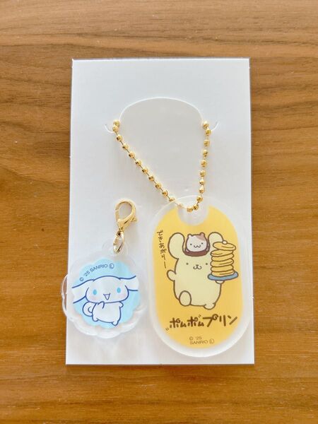 アクリルキーホルダー ポムポムプリン アクリルチャーム シナモロール セリア ダイソー シナモン