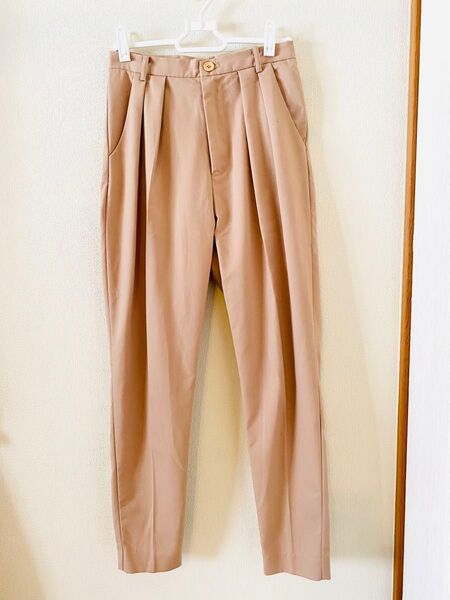 URBAN RESEARCH アーバンリサーチ タックパンツ ベージュ