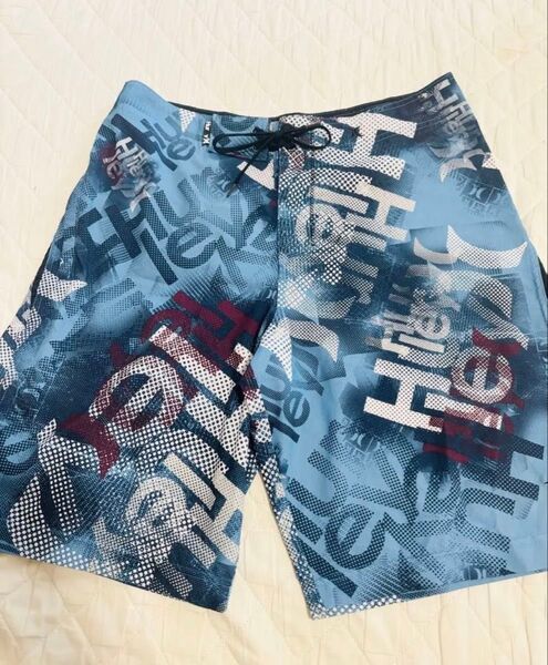 今だけ値下げ!Hurley ハーレー ハーフパンツ メンズ サーフパンツ 海パン 海水パンツ 水着 ホームクリーニング済み