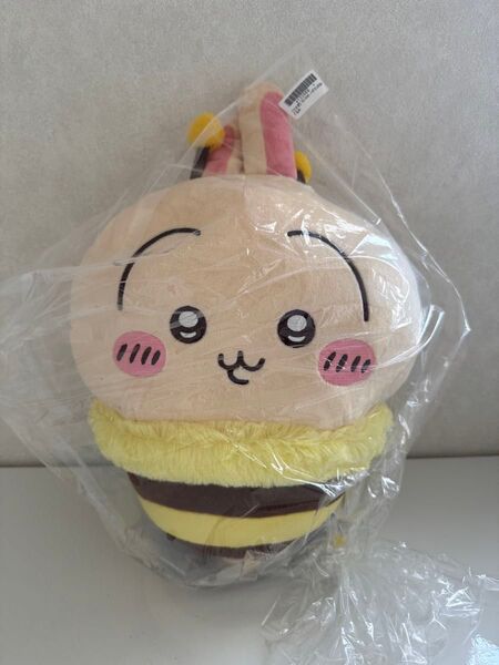ちいかわ ハチさんBIGぬいぐるみ うさぎ