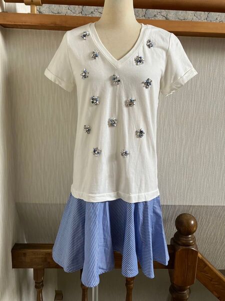 ★チェスティChesty×白Tシャツ×青ストライプ半袖ビジュー付きワンピース1★