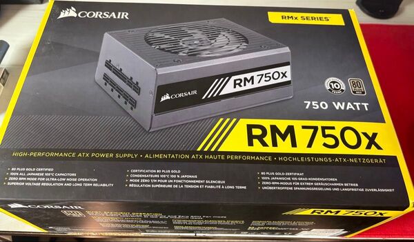 CORSAIR RM750x PC電源ユニット