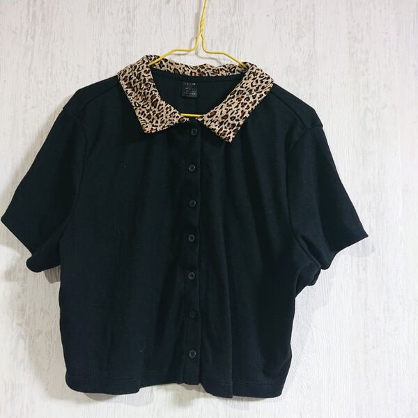 SHEIN トップス 半袖 黒 ヒョウ柄