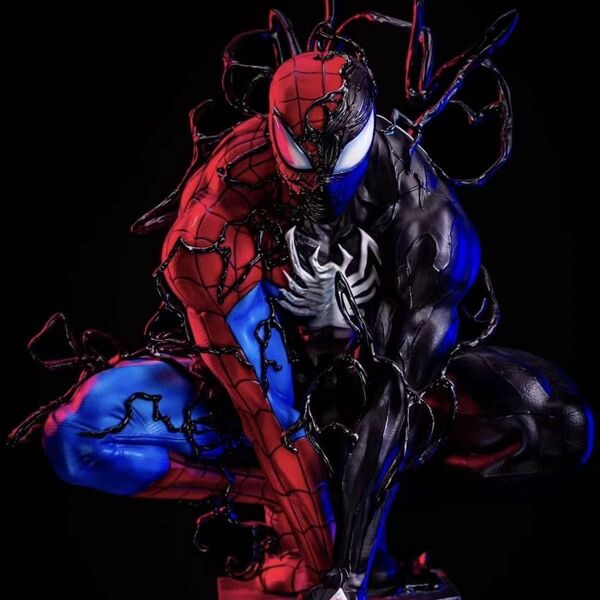 スパイダーマン フィギュア