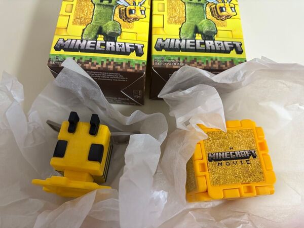 新品未使用 マクドナルド マインクラフト マイクラ ハッピーセット 第二弾 ハチ 金ブロックとドーン
