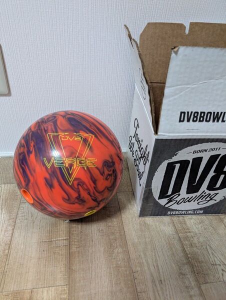 DV8 ボウリングボール VERGE HYBRID 14ポンド