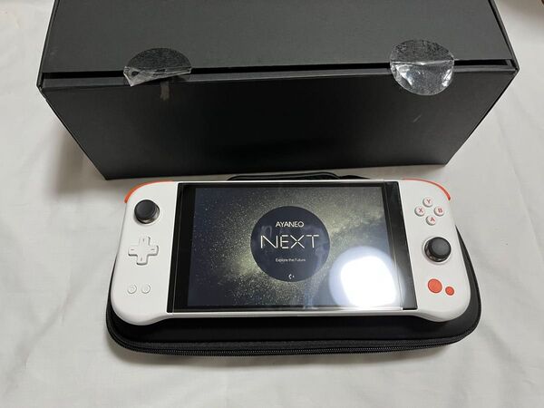 使用僅少!ケース付き!AYANEO NEXT 5825U(16G+1T) ホワイト