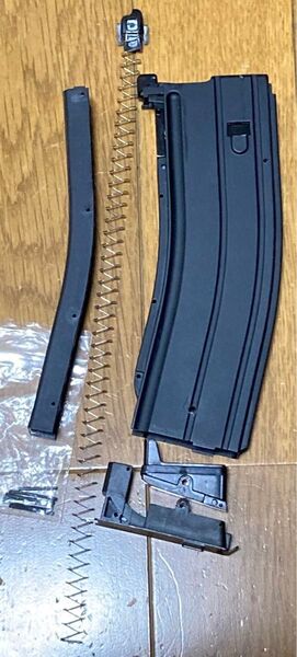 ウエスタンアームズM4互製品 S&T M4 AR系ガスブローバックライフル用 50連マガジンパーツセット 分解品