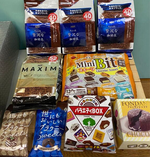 AGF ちょっと贅沢な珈琲店クラシックブレンド80g×4袋&マキシム&チロル他