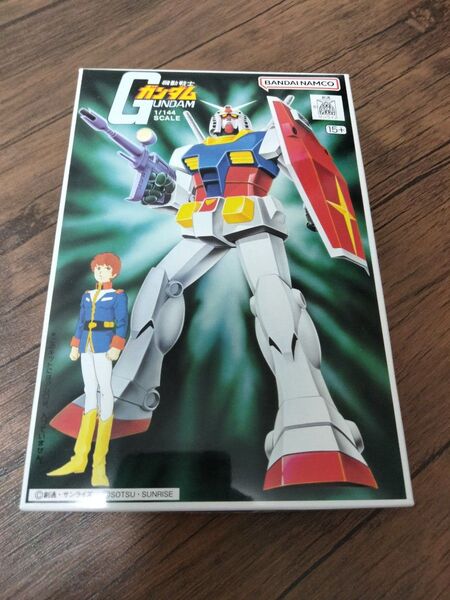 機動戦士ガンダム バンダイガンプラ RX-78ガンダム 1/144 (旧キット)