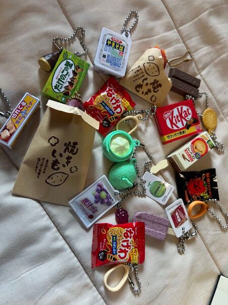 お菓子ミニチュアキーホルダー 13点まとめ売り