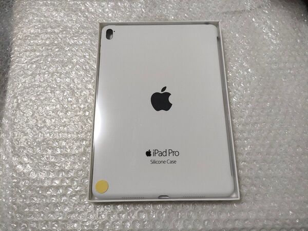 Apple 純正 9.7インチiPad Pro用 シリコンケース MM202FE/A ホワイト