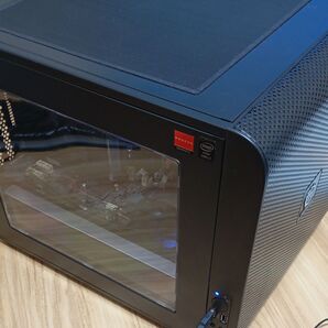 キューブ型 ライトゲーミングpc SSD 480gb Windows core i7 メモリ16gb サクサク