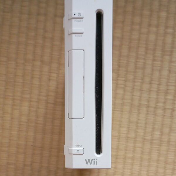 任天堂 Wii Nintendo wii ニンテンドー シロ 動作品 ジャンク品 本体のみ