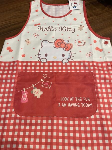 ハローキティ 保育士エプロン 介護士 幼稚園 大人用 M-L 新品未使用