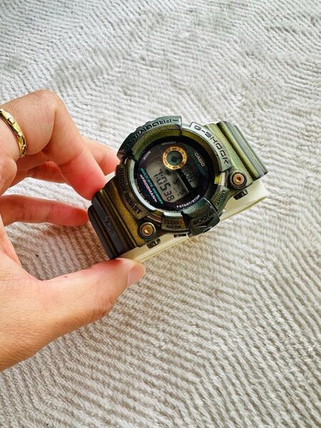 g-shock ゴールドディフェンダーフロッグマン GW-200GM-9JF